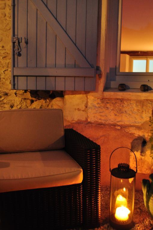Chambres D'Hotes La Grange Au Bois Champagne-et-Fontaine Eksteriør bilde